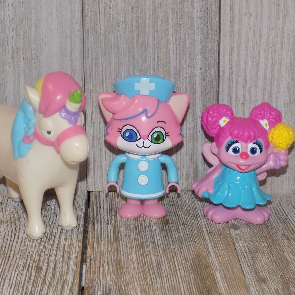 Unicorn Pink Girl Pink Muppet Toy Girl Toys, CAKE TOPPER *